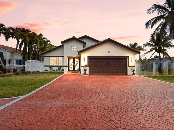 892 NW 136th Pl, Miami FL 33182