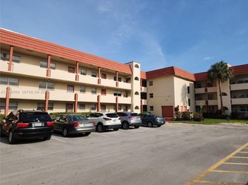 2931 E Sunrise Lakes Dr