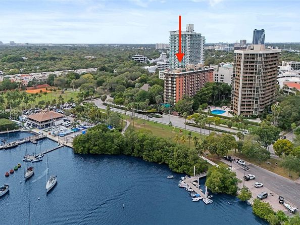 2951 S Bayshore Dr 1012, Miami FL 33133