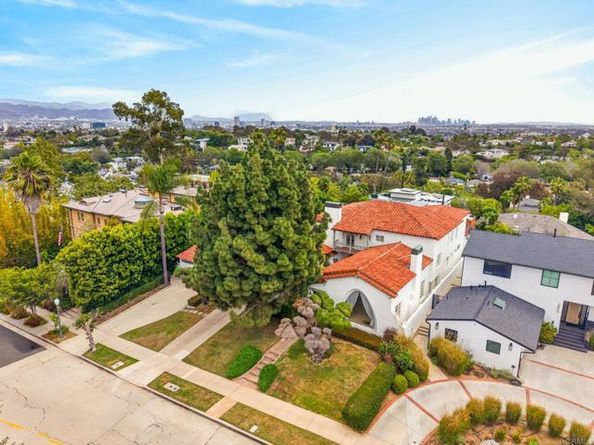 2798 McConnel, Los Angeles CA 90064