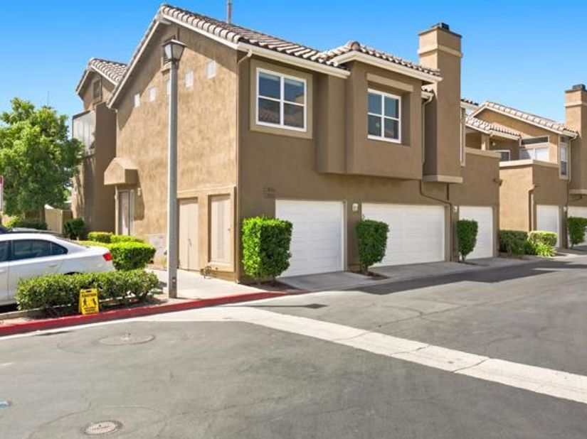 28362 Pueblo Drive, Lake Forest (el Toro) CA 92679