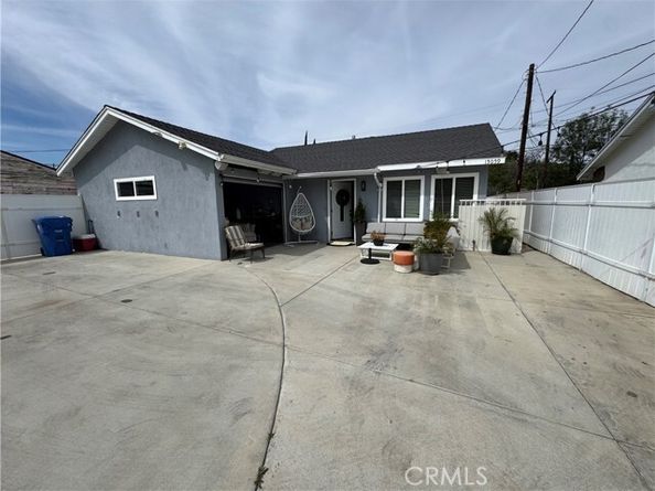15057 Paddock, Sylmar (los Angeles) CA 91342