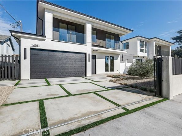 14931 Vose Street, Van Nuys (los Angeles) CA 91405