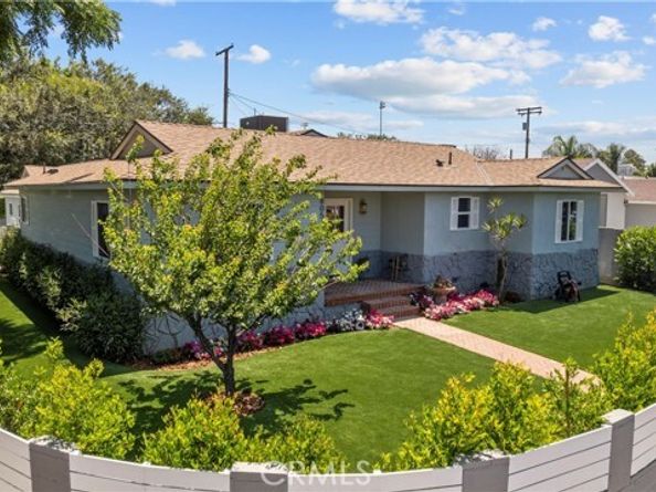 8054 Cedros, Panorama City (los Angeles) CA 91402