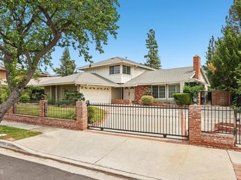 10856 Topeka Drive
