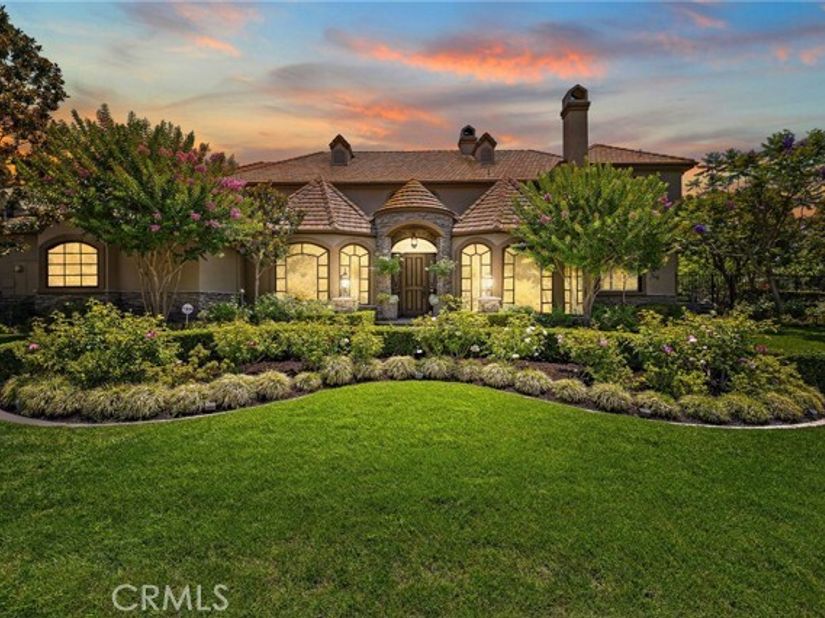 6 Hunter, Laguna Hills CA 92679