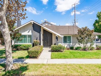 2601 W Juniper