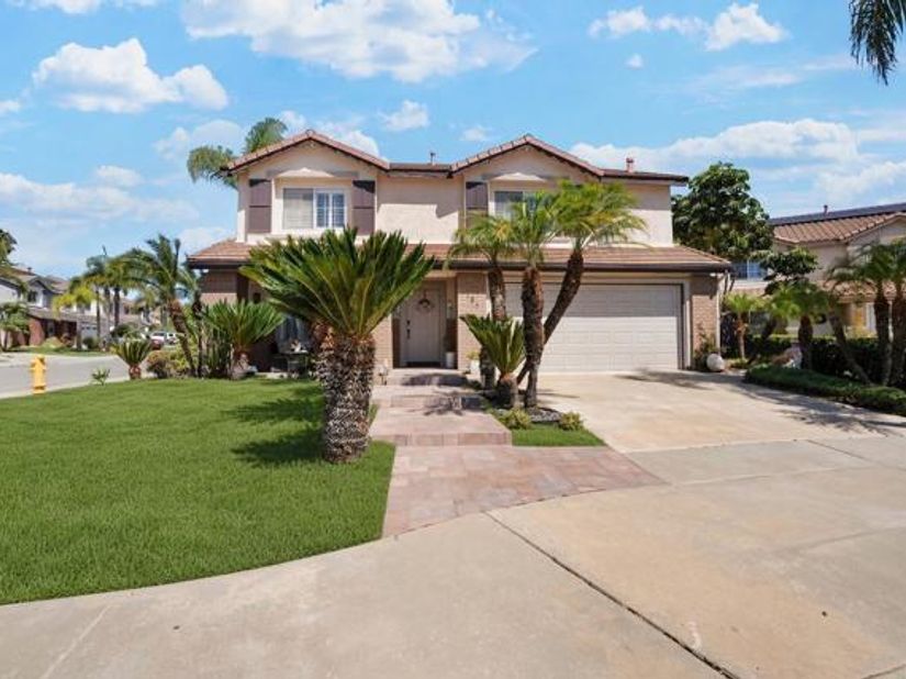1253 Indian Creek Dr, Chula Vista CA 91915