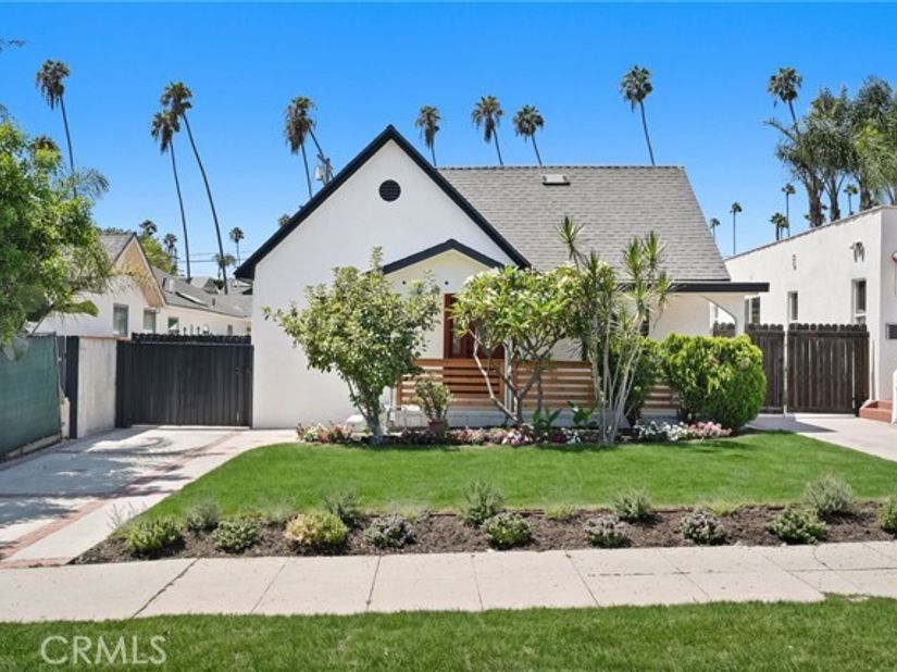 1423 N Coronado, Los Angeles CA 90026
