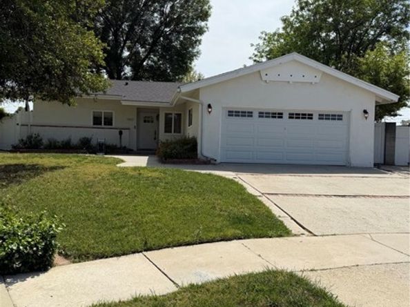9401 Elsie Avenue, Northridge (los Angeles) CA 91324