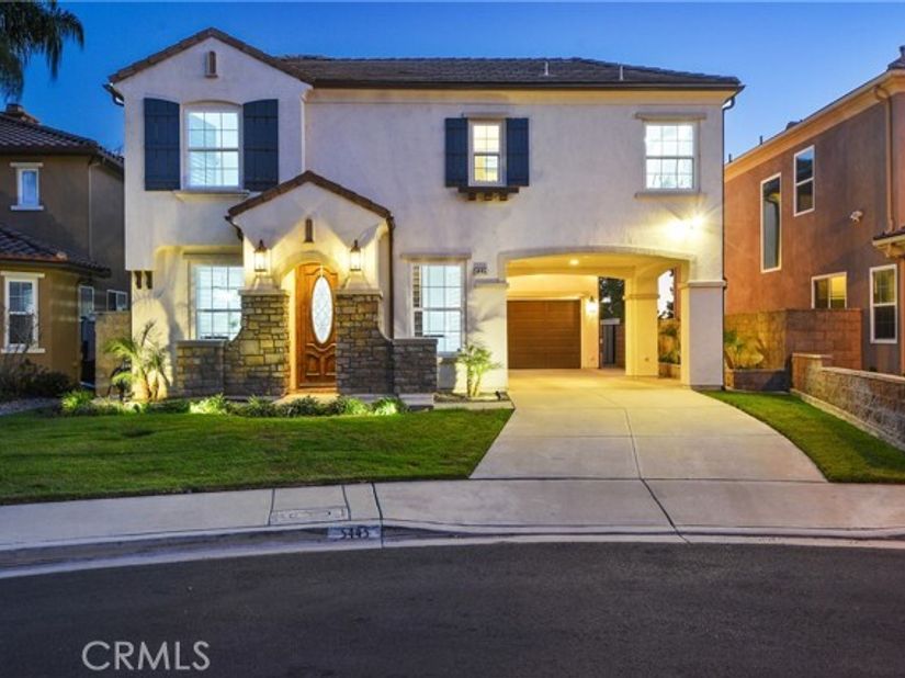5445 Martingale, Fontana CA 92336