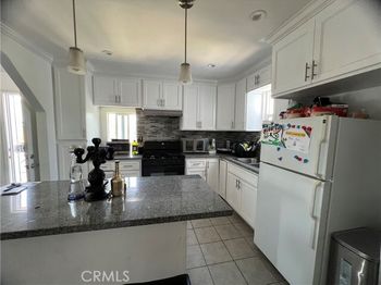 3935 E Cesar E Chavez Avenue