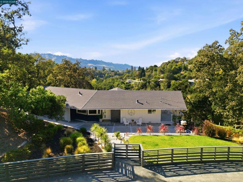 48 Via Floreado, Orinda CA 94563