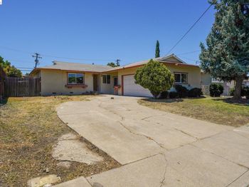 2467 Tanager Cir