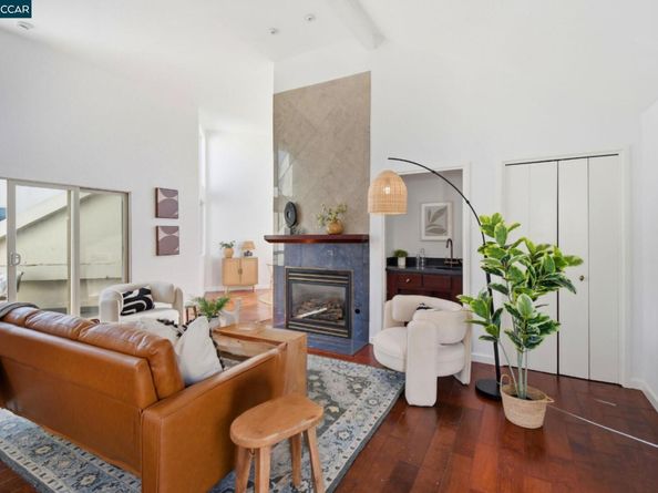 450 Cola Ballena G, Alameda CA 94501