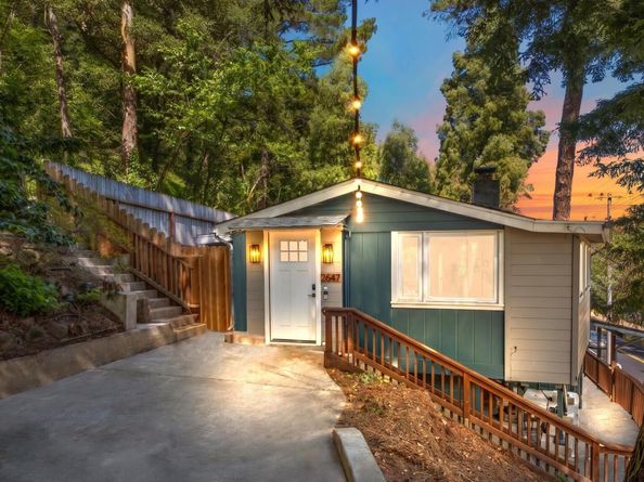 2647 Monterey Blvd, Oakland CA 94602