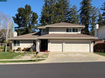 216 Royal Saint Ct