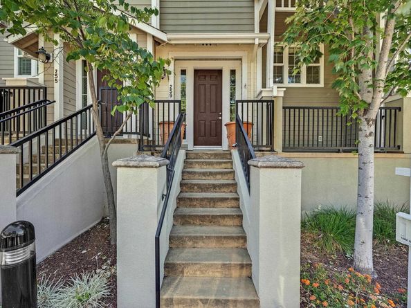 259 Birch Creek Dr, Pleasanton CA 94566