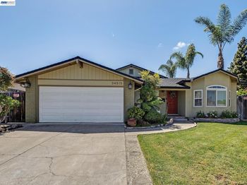 34515 Bentley Ct