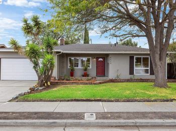8526 Briarwood Ln
