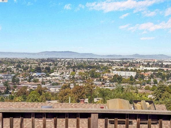 16805 President Dr, Castro Valley CA 94578
