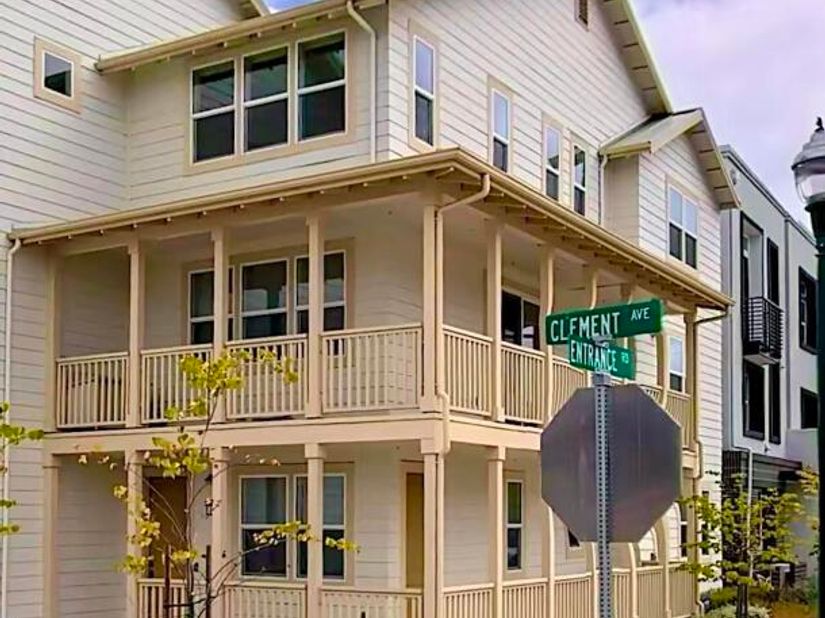 1826 Entrance Rd, Alameda CA 94501