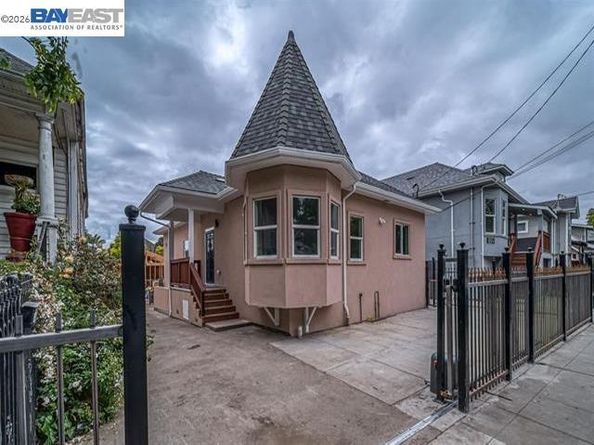 3035 Logan St, Oakland CA 94601