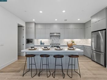 44862 S Grimmer Blvd