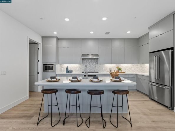 44862 S Grimmer Blvd 301, Fremont CA 94538