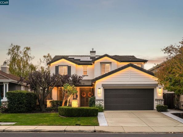 84 Plumeria Ct, Danville CA 94506