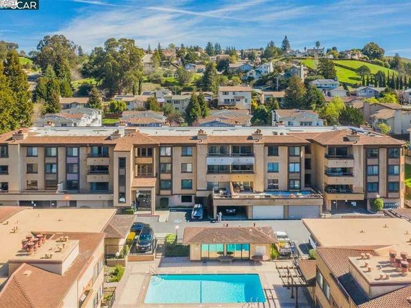 26953 Hayward Blvd 105, Hayward CA 94542