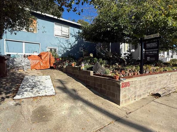 2205 Scenic Avenue, Martinez CA 94533