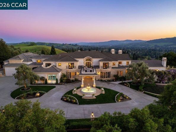 251 Santiago Ln, Danville CA 94526
