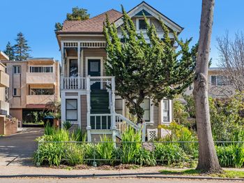 1425 Martin Luther King Jr.