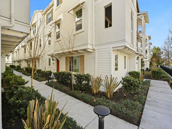 287 Wild Rose Way, Milpitas CA 95035