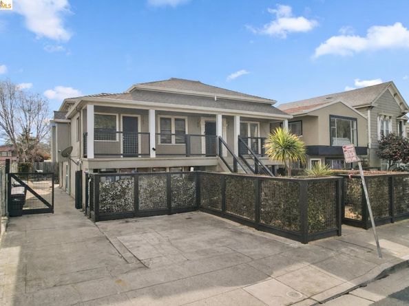 769 17th St, Oakland CA 94612