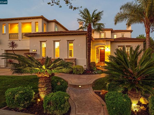 2000 Sorrelwood Ct, San Ramon CA 94582