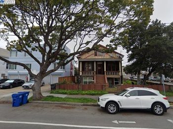 1059 Santa Clara Ave