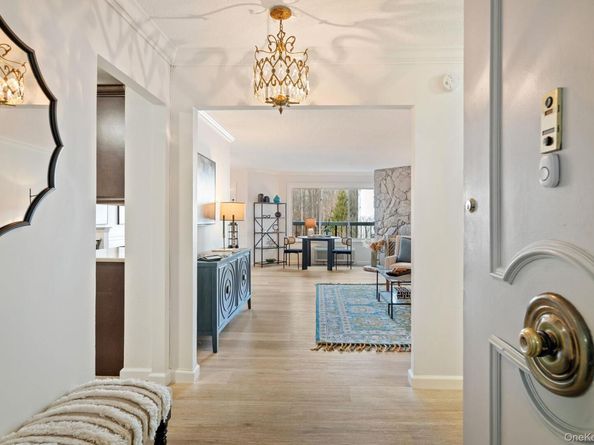 400 High Point Drive PH5, Hartsdale NY 10530