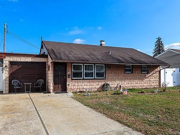 12 E Millpage Drive, Bethpage NY 11714