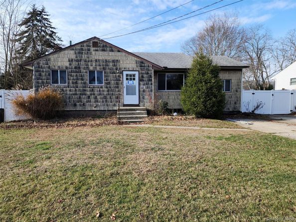 48 Lumur Drive, Sayville NY 11782