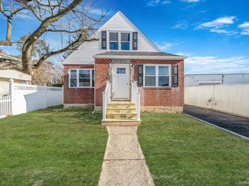 8 Rockaway Avenue