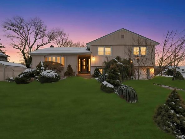 178 Gerhard Road, Plainview NY 11803