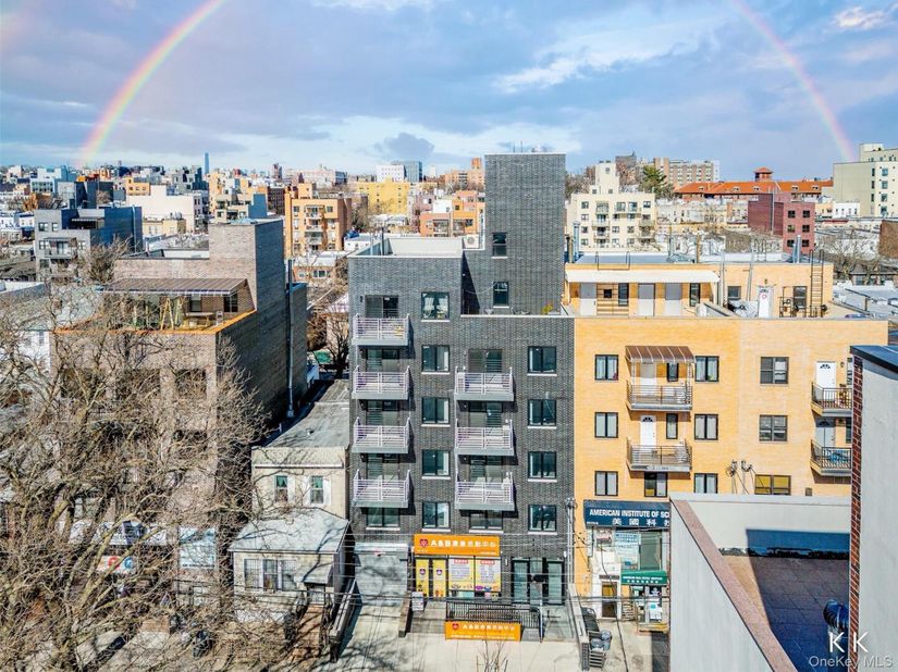 941 57TH Street 1A, Brooklyn NY 11219