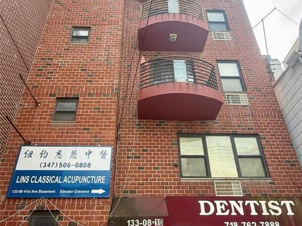13308 41ST Avenue 4, Flushing NY 11355