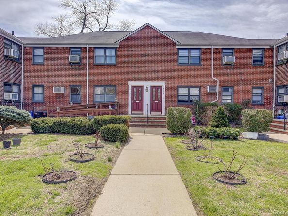 160-36 Cross Island Parkway 6203, Whitestone NY 11357