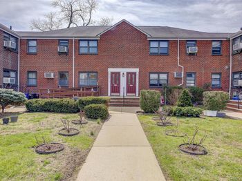 160-36 Cross Island Parkway