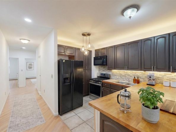 360 S 3rd Street, Brooklyn NY 11211