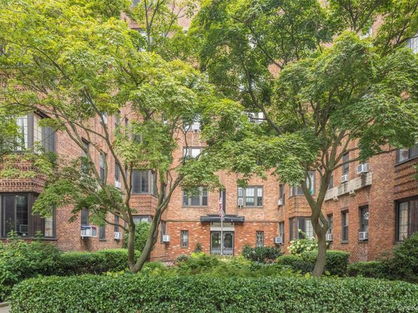 35 Parkview Avenue 4J, Bronxville NY 10708