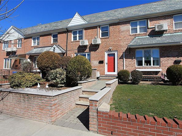 61-21 81st Street, Middle Village NY 11379